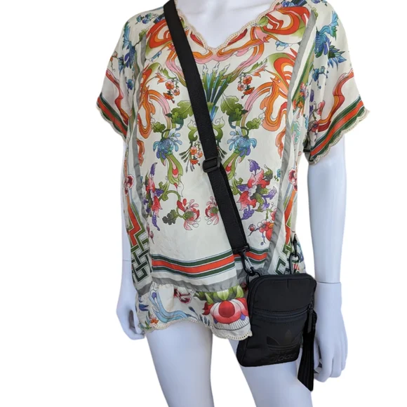 Adidas 3 Stripes Camera Crossbody Bag - Picture 1 of 12